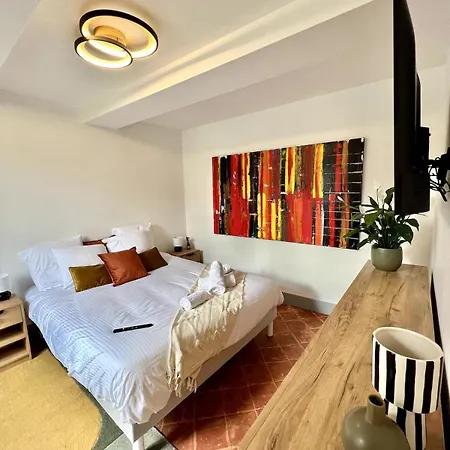 Apartment The62 *